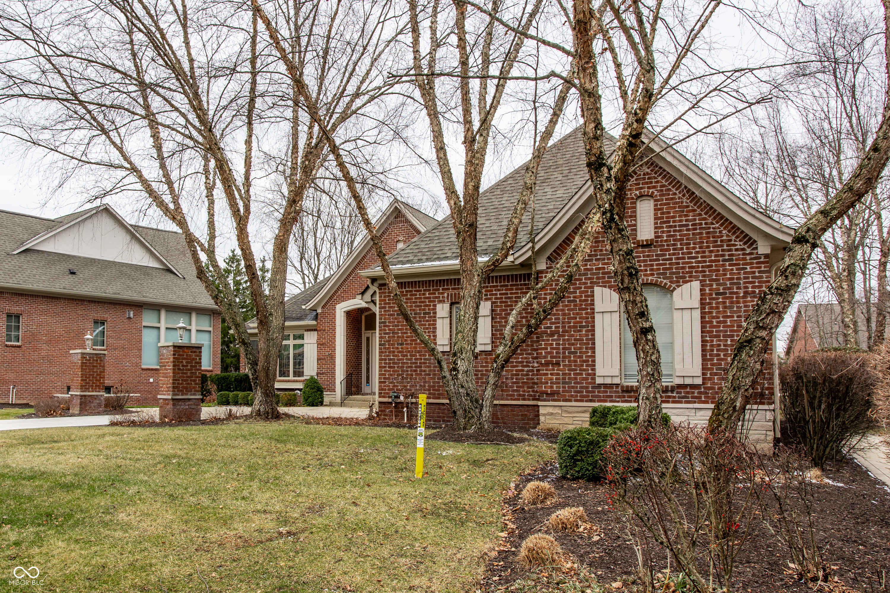 351 Sanner Court Carmel, IN 46290 - Photo 4 of 66