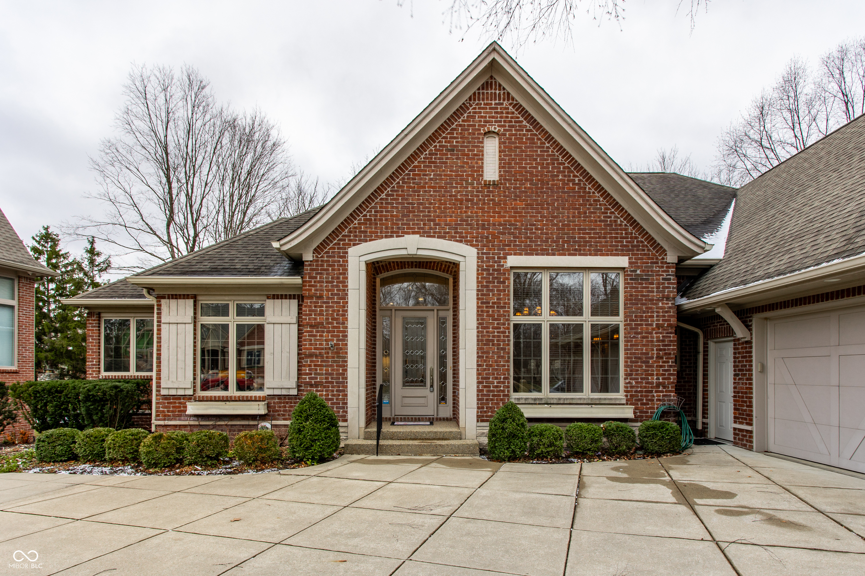 351 Sanner Court Carmel, IN 46290 - Photo 7 of 66