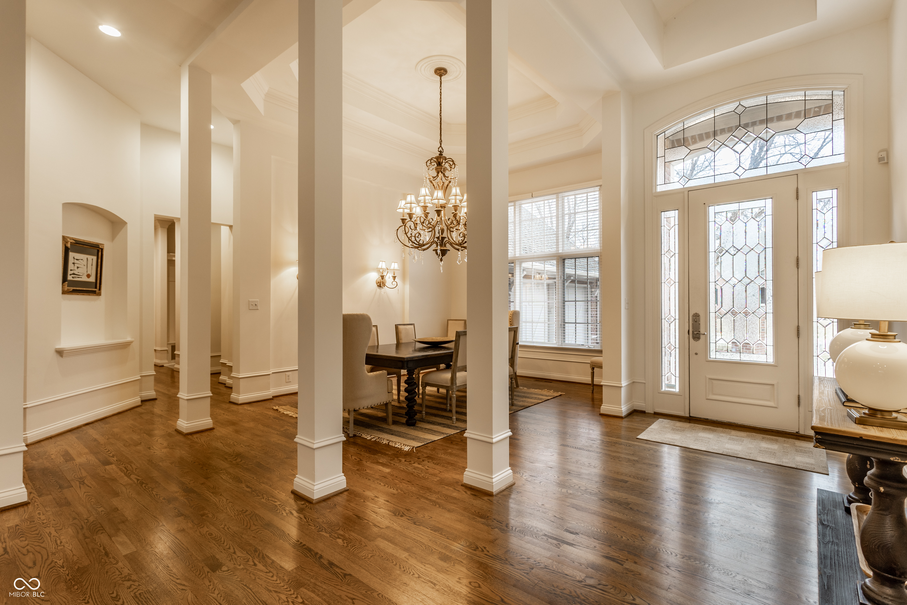 351 Sanner Court Carmel, IN 46290 - Photo 10 of 66