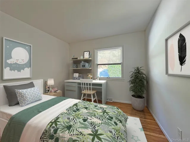 $900,000 | 461 Pinebrook Boulevard, New Rochelle, NY 10804