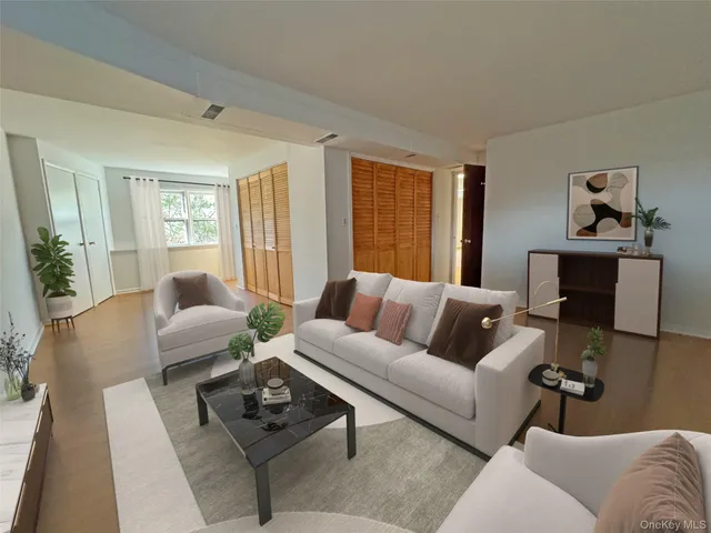 $900,000 | 461 Pinebrook Boulevard, New Rochelle, NY 10804