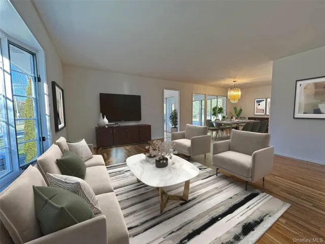 $900,000 | 461 Pinebrook Boulevard, New Rochelle, NY 10804