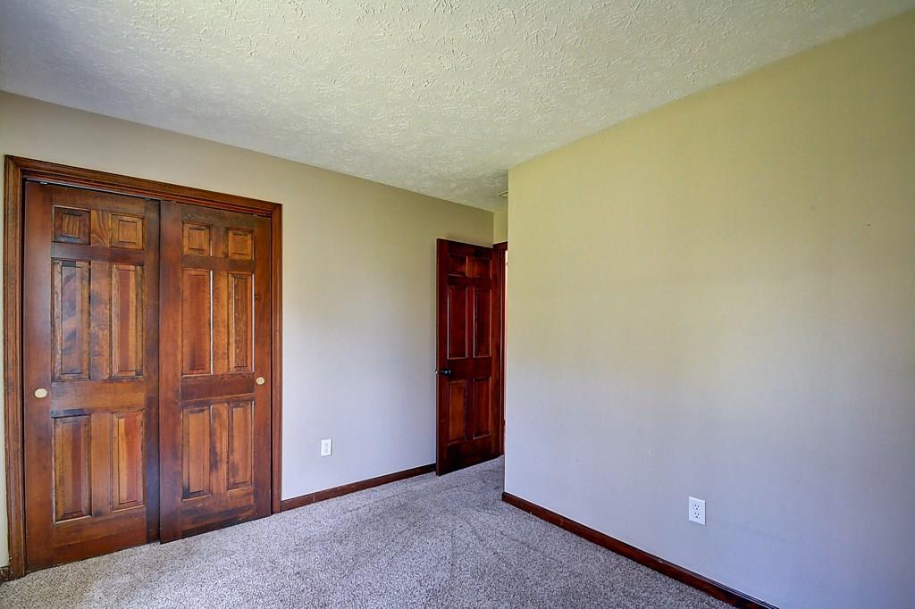 8674 Fox Ridge Lane Indianapolis, IN 46256 - Photo 18 of 25 Gallery Image 18