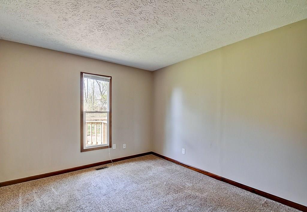 8674 Fox Ridge Lane Indianapolis, IN 46256 - Photo 19 of 25 Gallery Image 19