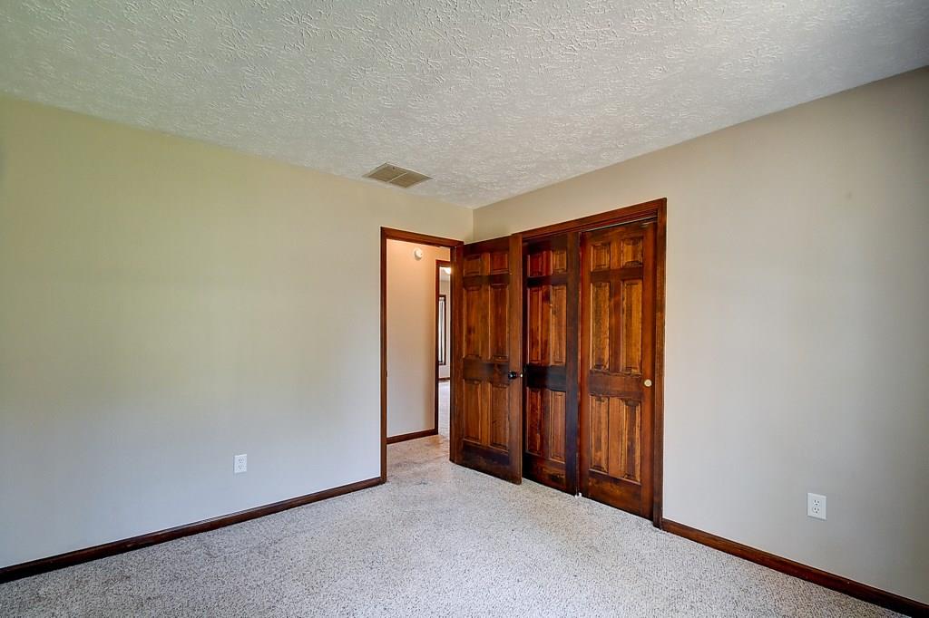 8674 Fox Ridge Lane Indianapolis, IN 46256 - Photo 20 of 25 Gallery Image 20