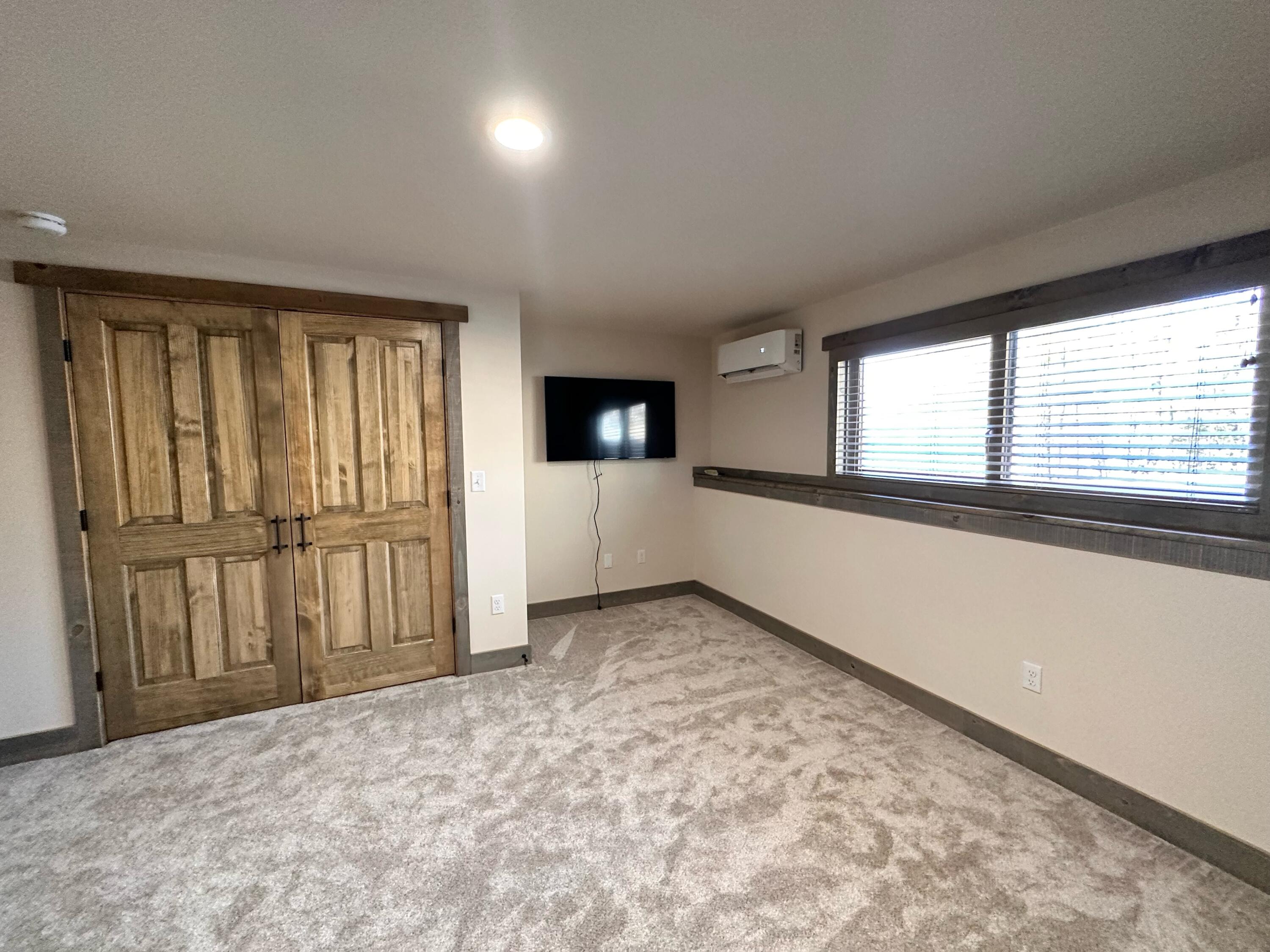 8 Gore Line Road Hanover, ME 04237 - Photo 17 of 30 6
