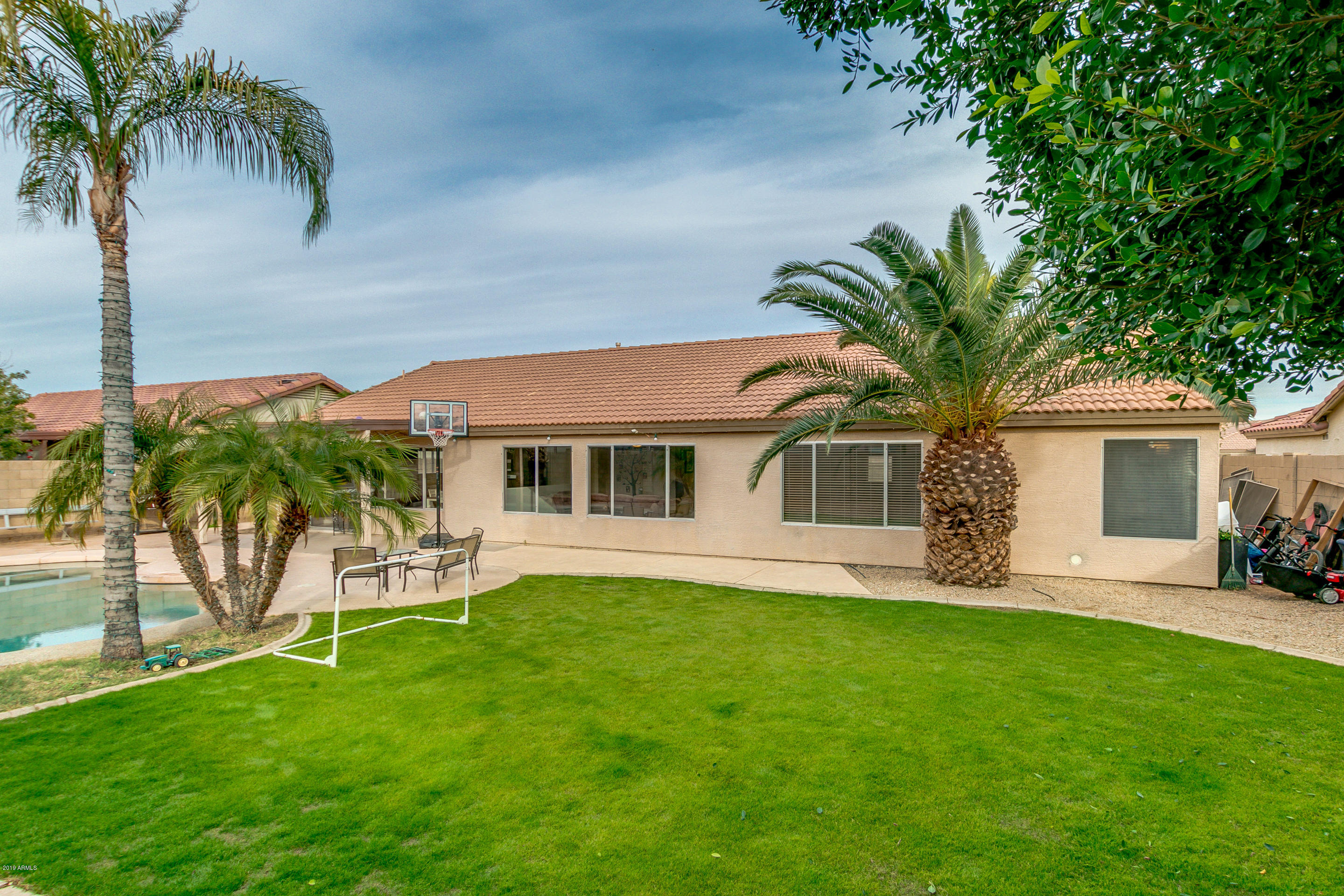 1827 East Vineyard Road Phoenix, AZ 85042 - Photo 30 of 58 29-Vineyard