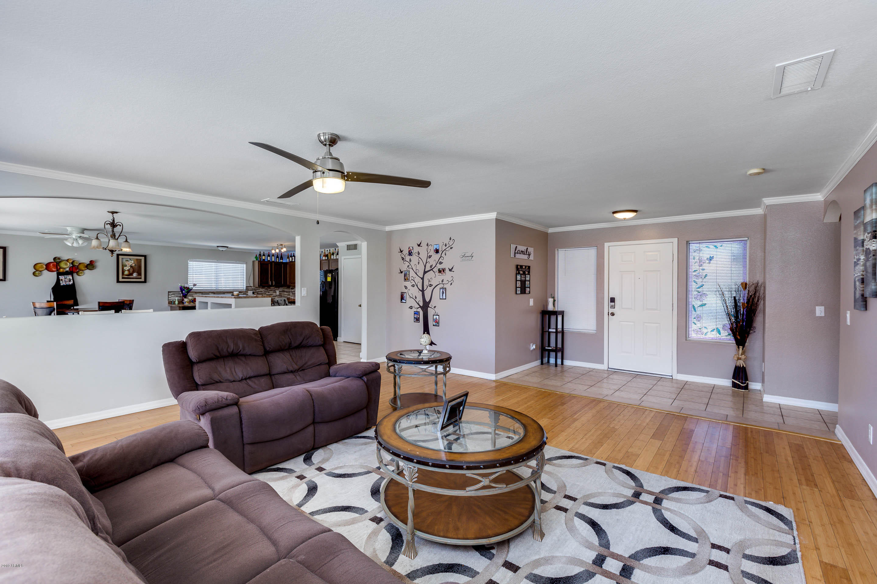 1827 East Vineyard Road Phoenix, AZ 85042 - Photo 8 of 58 07-Vineyard