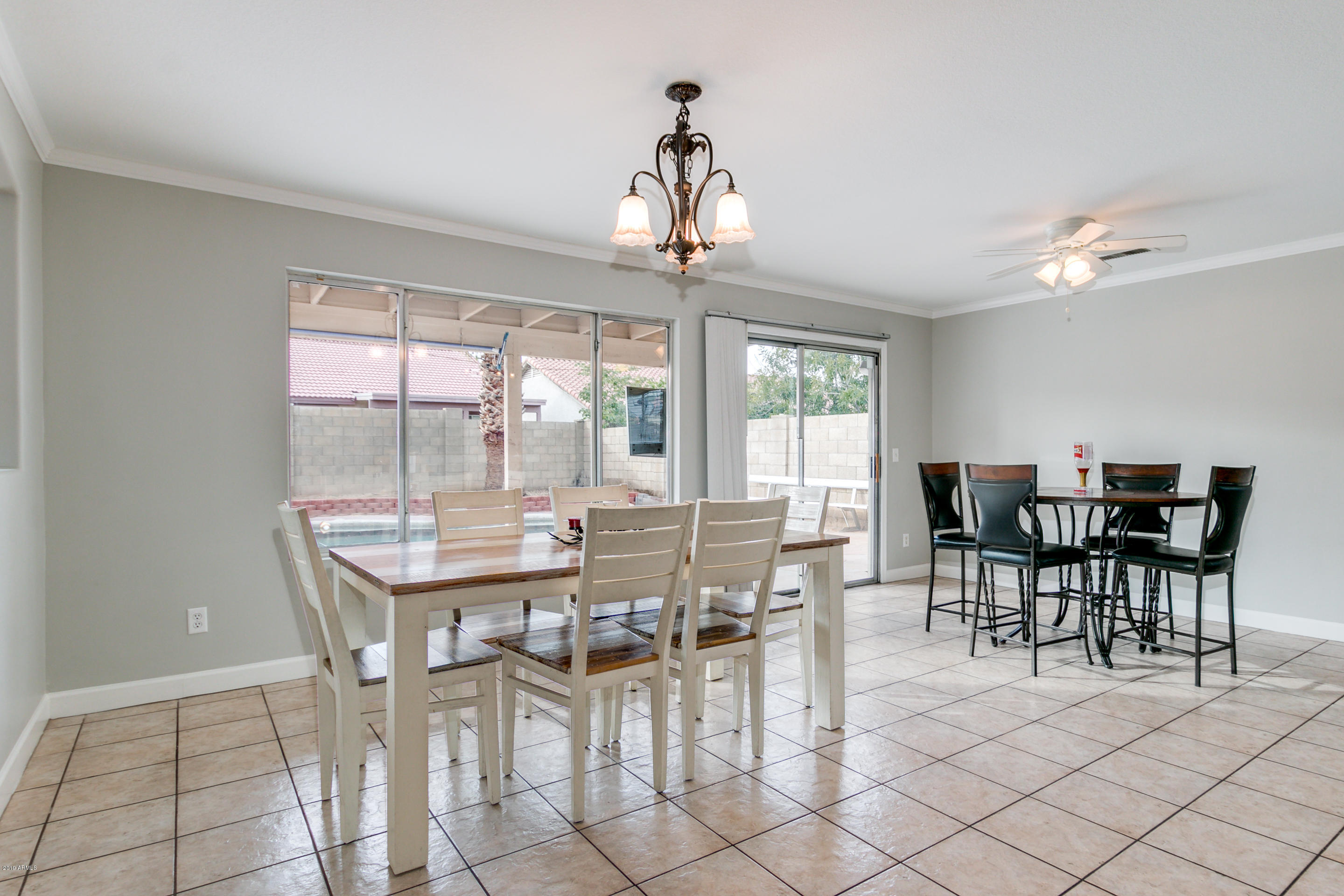 1827 East Vineyard Road Phoenix, AZ 85042 - Photo 9 of 58 08-Vineyard