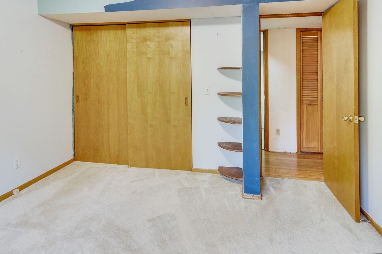 1123 Gonder Road Interlochen, MI 49643 - Photo 25 of 37 1882155-24.JPG