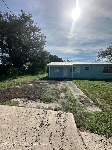 $1,250 | 936 Louisiana Avenue, Unit B, Sebastian, FL 32958