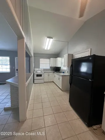 $1,250 | 936 Louisiana Avenue, Unit B, Sebastian, FL 32958