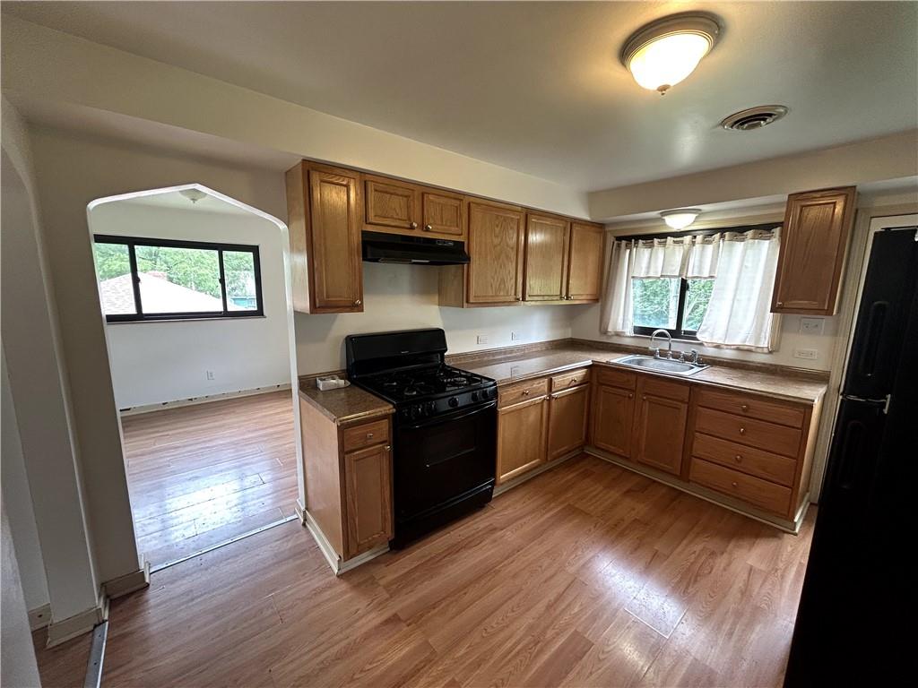 6944 Shannon Road Verona, PA 15147 - Photo 6 of 15 Gallery Image 6