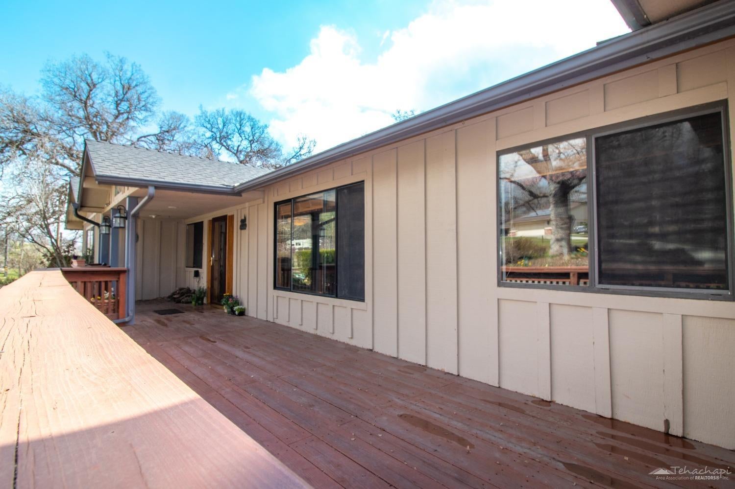 27701 Bear Valley Road Tehachapi, CA 93561 - Photo 33 of 82 Gallery Image 33