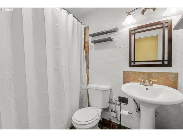 $495,000 | 1757 Southwest 19th Court, Gresham, OR 97080