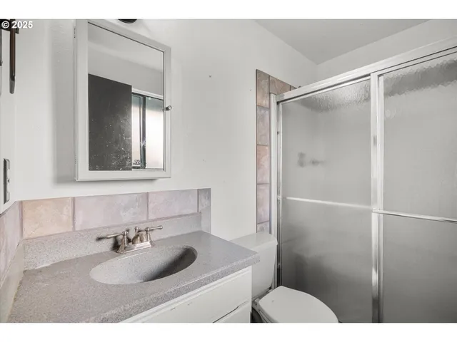 $495,000 | 1757 Southwest 19th Court, Gresham, OR 97080