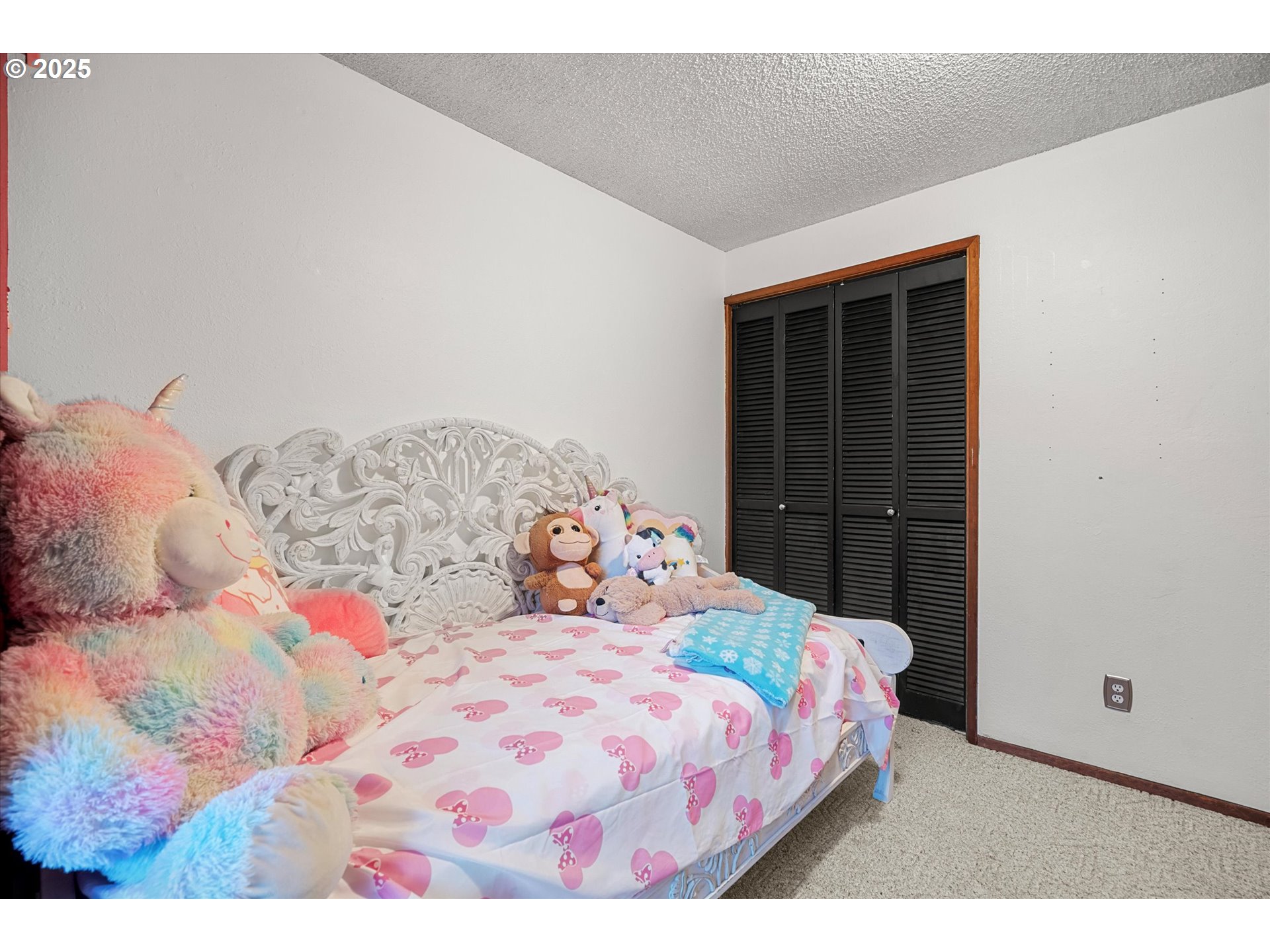 1757 Southwest 19th Court Gresham, OR 97080 - Photo 18 of 29