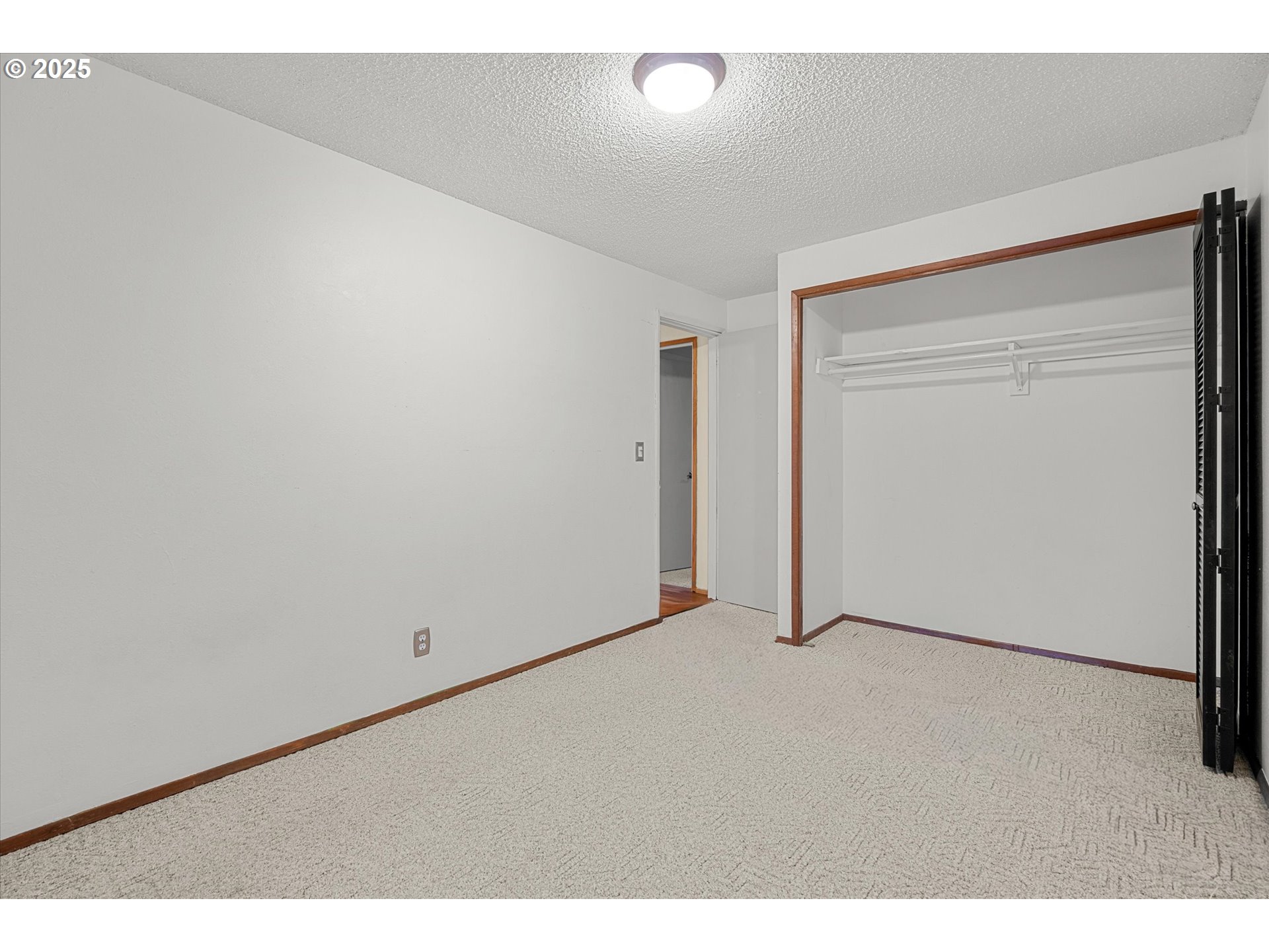 1757 Southwest 19th Court Gresham, OR 97080 - Photo 20 of 29