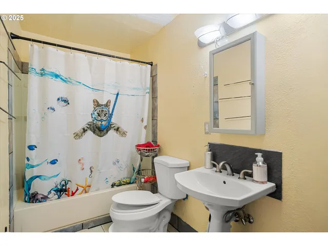 $495,000 | 1757 Southwest 19th Court, Gresham, OR 97080