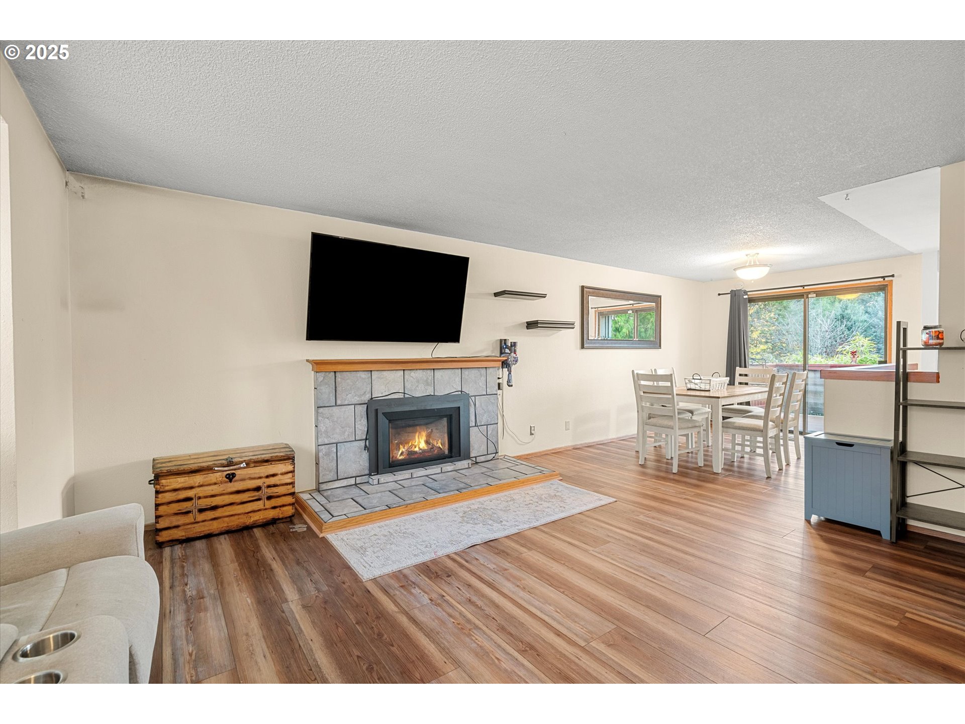 1757 Southwest 19th Court Gresham, OR 97080 - Photo 5 of 29