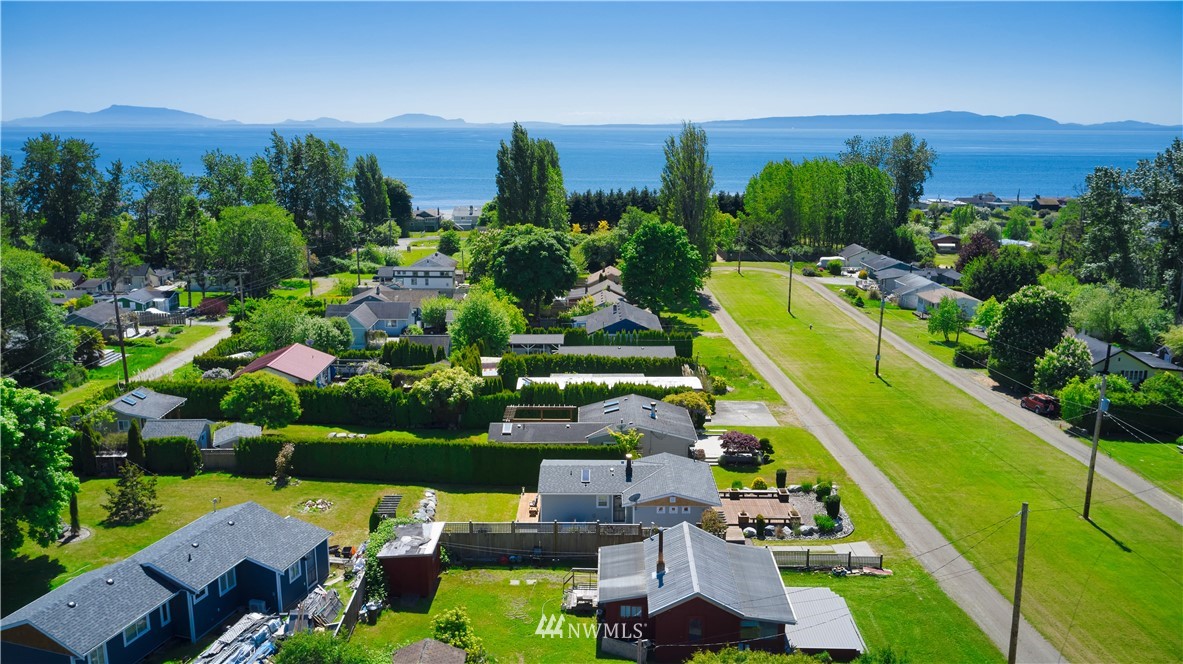 661 Bells Grove Point Roberts, WA 98281 - Photo 5 of 23 Gallery Image 5
