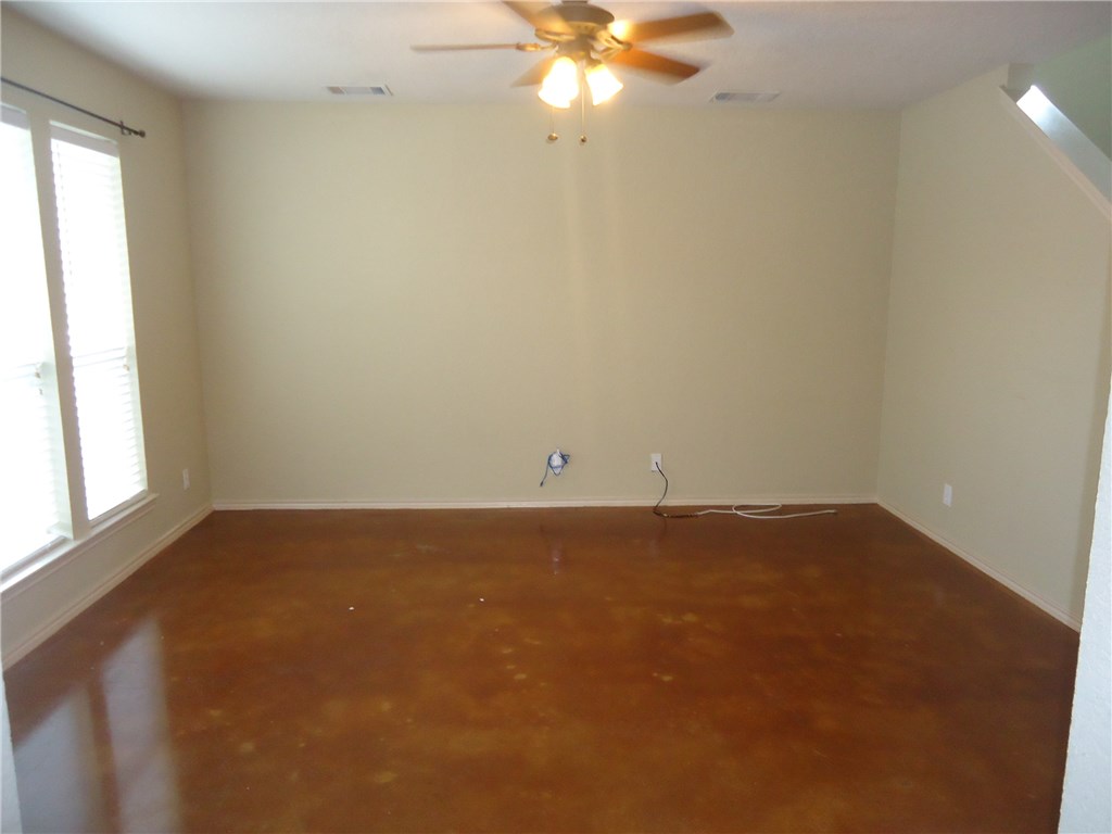 4527 Secure Lane, Unit 32 Austin, TX 78725 - Photo 2 of 9