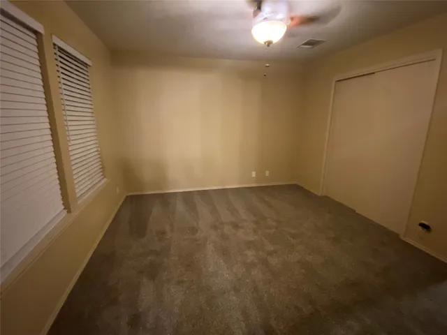 $1,400 | 4527 Secure Lane, Unit 32, Austin, TX 78725