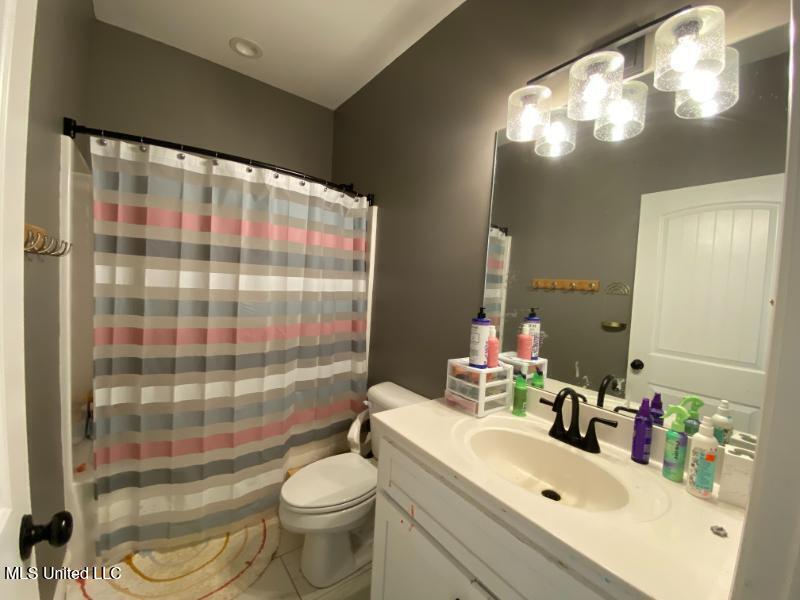 68 Belle Meade Road Holly Springs, MS 38635 - Photo 16 of 25 17 Bath