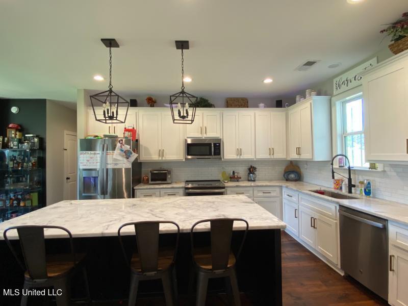 68 Belle Meade Road Holly Springs, MS 38635 - Photo 20 of 25 21 Kitchen