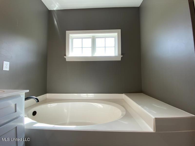 68 Belle Meade Road Holly Springs, MS 38635 - Photo 23 of 25 24 Master
