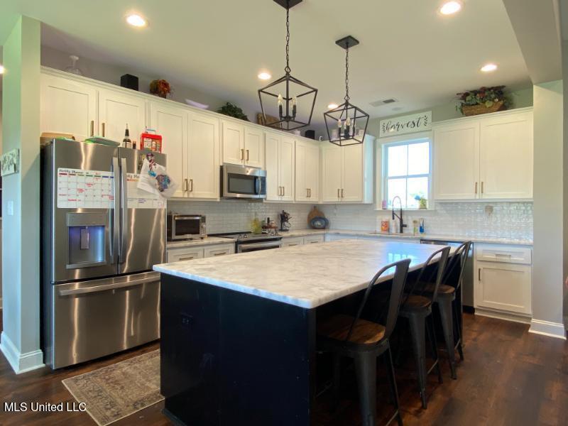 68 Belle Meade Road Holly Springs, MS 38635 - Photo 3 of 25 3 Kitchen