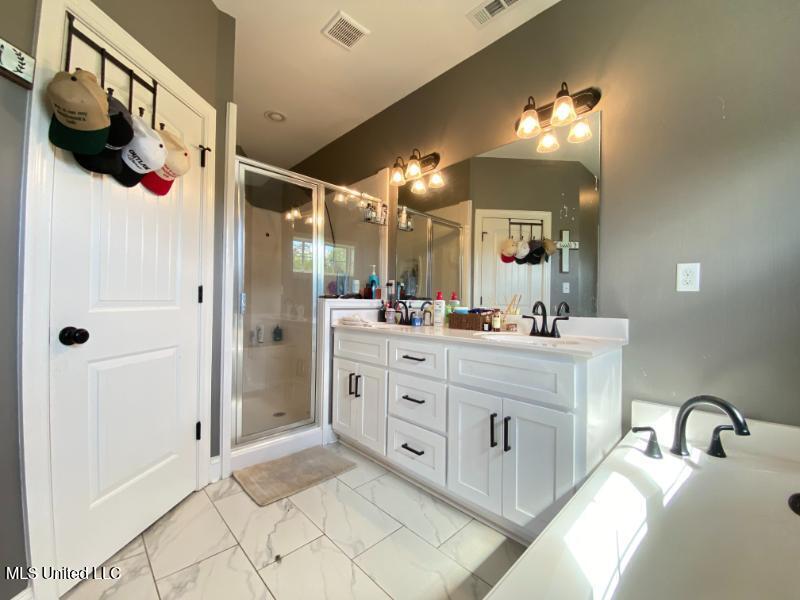 68 Belle Meade Road Holly Springs, MS 38635 - Photo 6 of 25 6 Master Bath