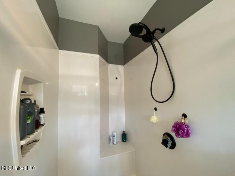 68 Belle Meade Road Holly Springs, MS 38635 - Photo 7 of 25 7 Walk-in Shower