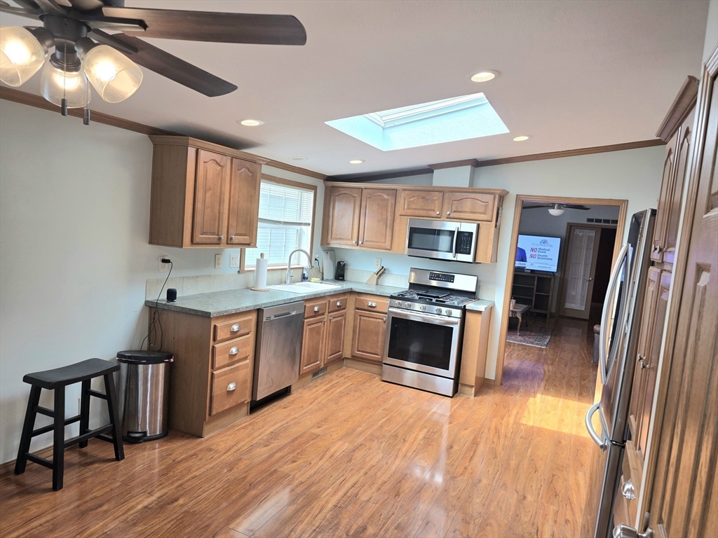 14 Medallion Road Holbrook, MA 02343 - Photo 8 of 25 Gallery Image 8