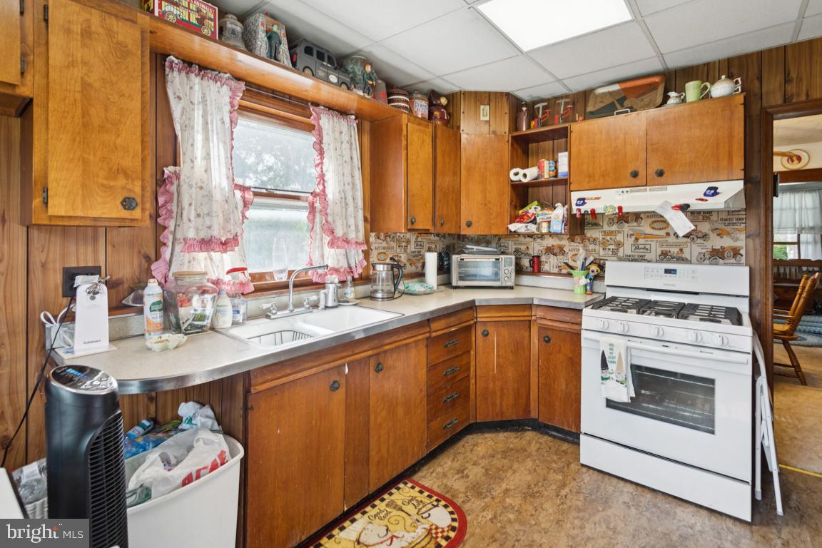 141 Clay Street Tuckerton, NJ 08087 - Photo 11 of 36 Gallery Image 11