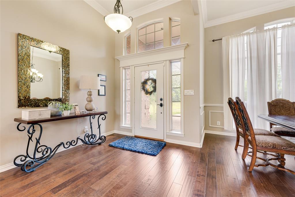 102 Dobbs Road Lake Dallas, TX 76208 - Photo 6 of 35