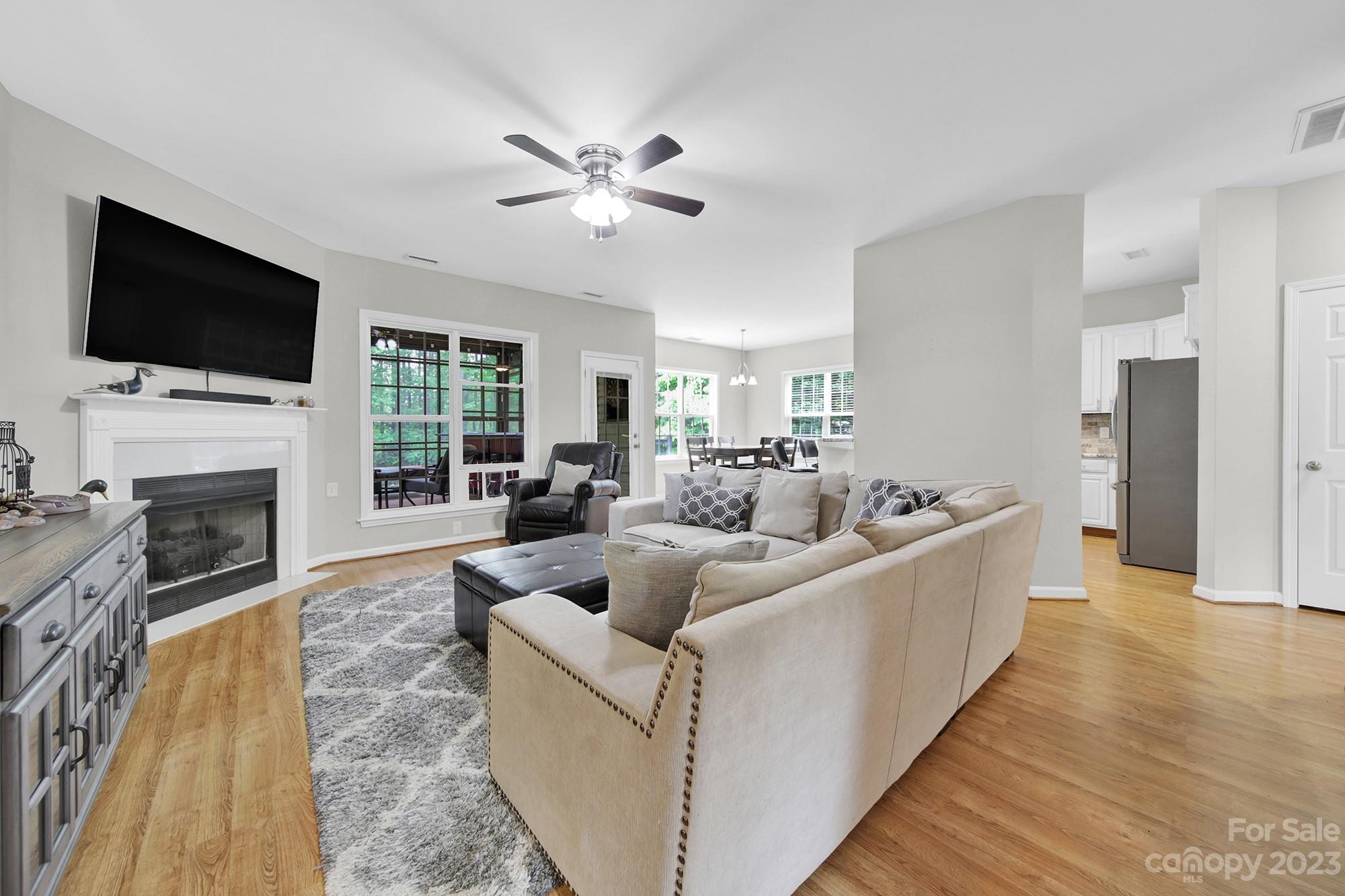 7082 Pine Ridge Drive Denver, NC 28037 - Photo 2 of 33 Gallery Image 2