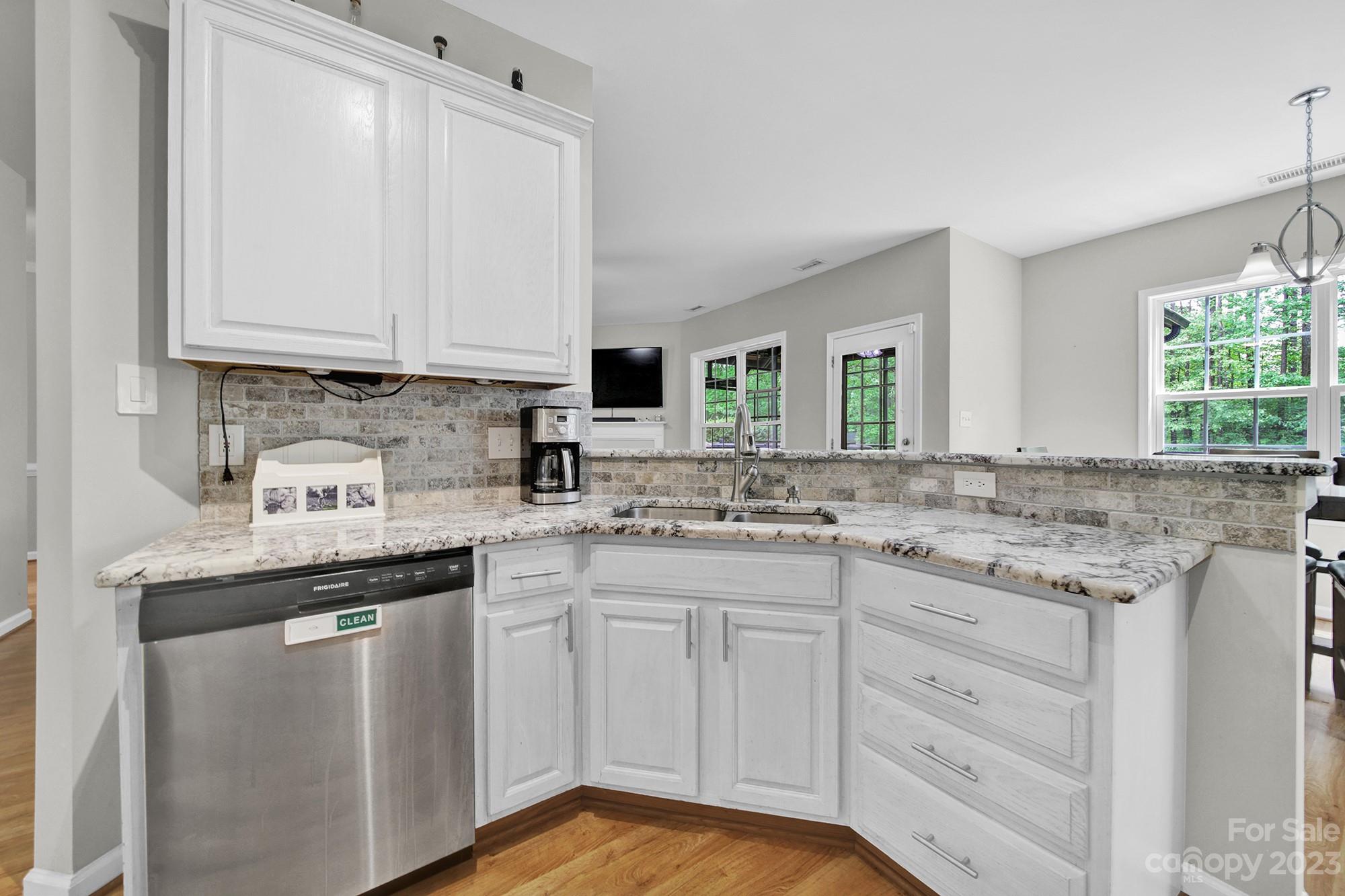 7082 Pine Ridge Drive Denver, NC 28037 - Photo 6 of 33 Gallery Image 6