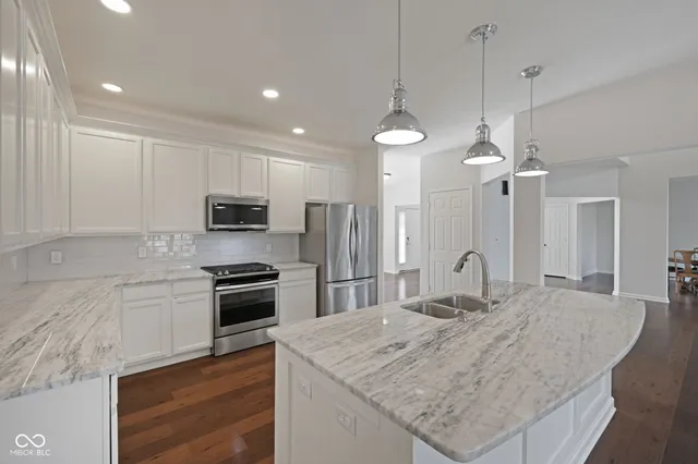 $448,900 | 2078 Seneca Lane, Plainfield, IN 46168