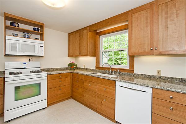 45 Rochester Road Newton, MA 02458 - Photo 2 of 25
