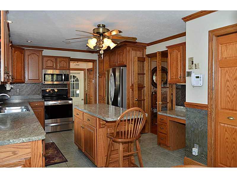 131 Sunbury Road Slippery Rock, PA 16057 - Photo 6 of 25 Kitchen.