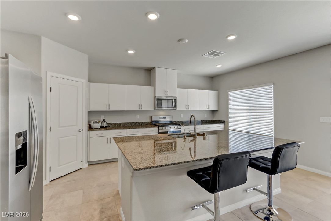 7489 Blue Lotus Avenue Las Vegas, NV 89113 - Photo 4 of 41