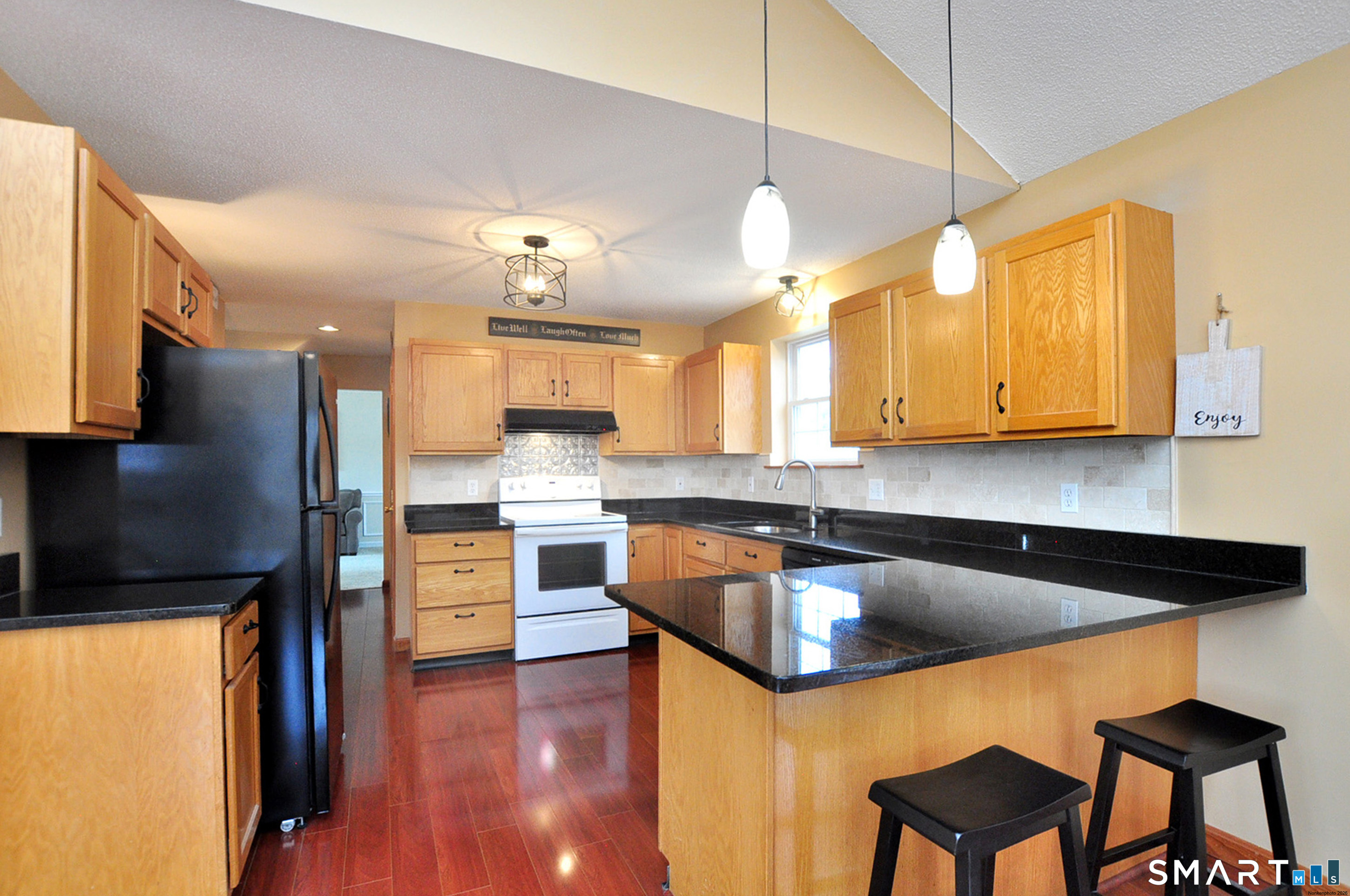 19 Washington Ridge Road East Granby, CT 06026 - Photo 16 of 36