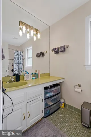 $5,000 | 9403 Talisman Drive, Vienna, VA 22182