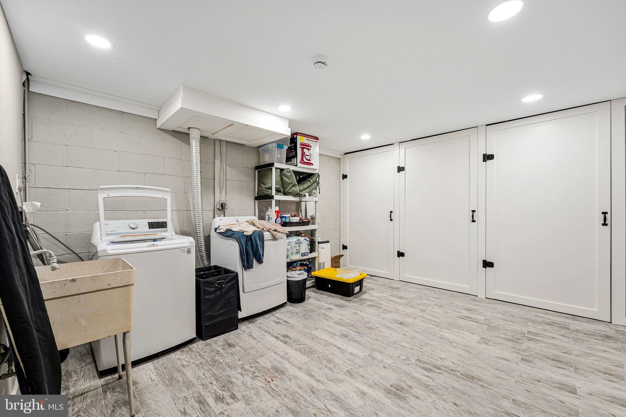9403 Talisman Drive Vienna, VA 22182 - Photo 33 of 35 View of the Laundry Area