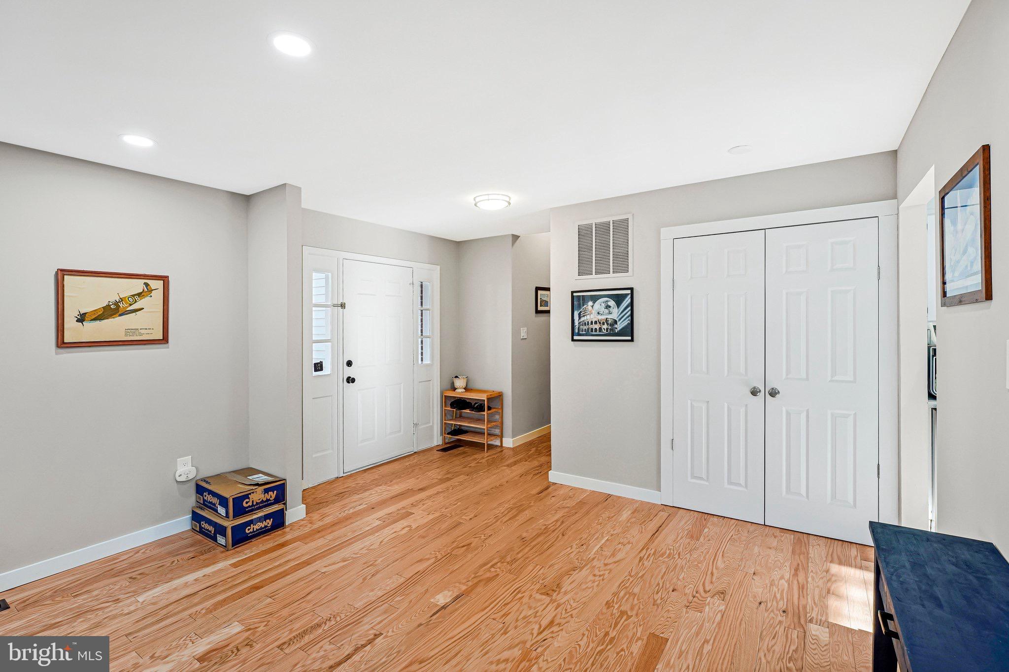 9403 Talisman Drive Vienna, VA 22182 - Photo 10 of 35 Interior Front Door Entryway View