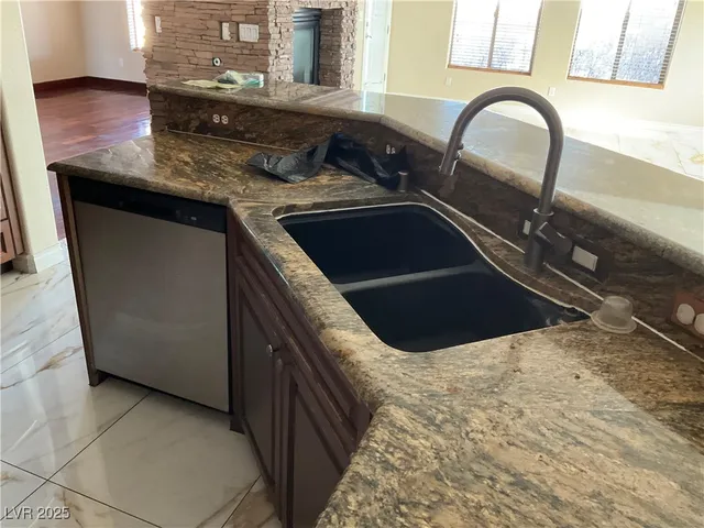 $3,500 | 5584 Hawley Court, Las Vegas, NV 89118