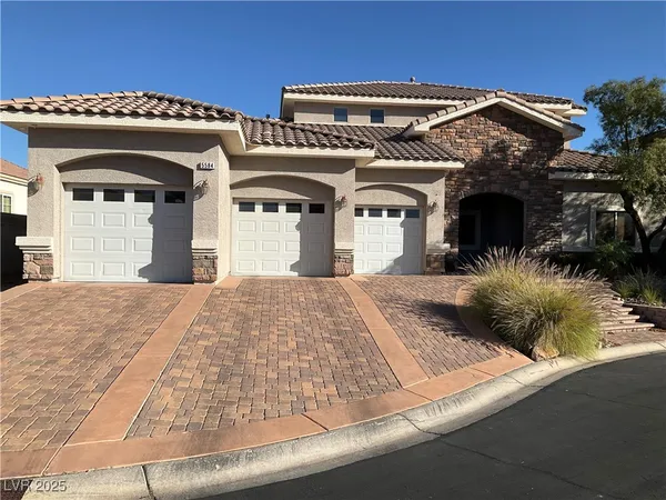 $3,300 | 5584 Hawley Court, Las Vegas, NV 89118