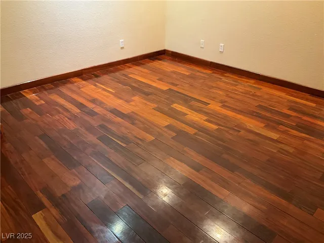 $3,500 | 5584 Hawley Court, Las Vegas, NV 89118