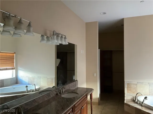 $3,500 | 5584 Hawley Court, Las Vegas, NV 89118
